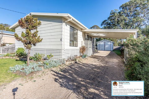 Eagle Bay Cottage - Holiday Byron Bay 0