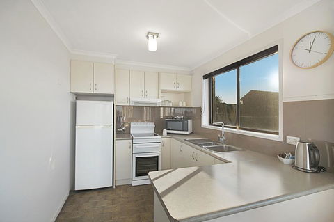Eagle Heights Holiday Units - Holiday Byron Bay 3