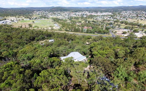 Eagle's Nest - Holiday Byron Bay 0