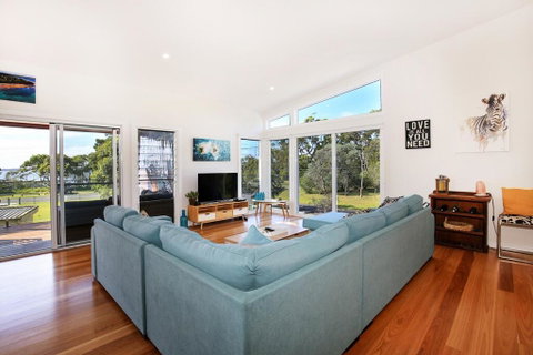 Eagleview - Pet Friendly - 4 Min Walk To Beach - Holiday Byron Bay 0