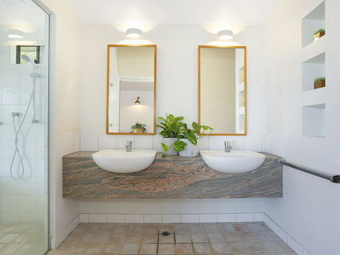 EAST COAST ESCAPES - Lighthouse Studio - Holiday Byron Bay 3