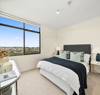 East Mirvac Building with Convenient Living - Holiday Byron Bay