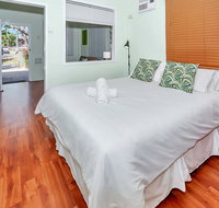 Easy Going Holiday unit on McKenzie MK4 - Holiday Byron Bay