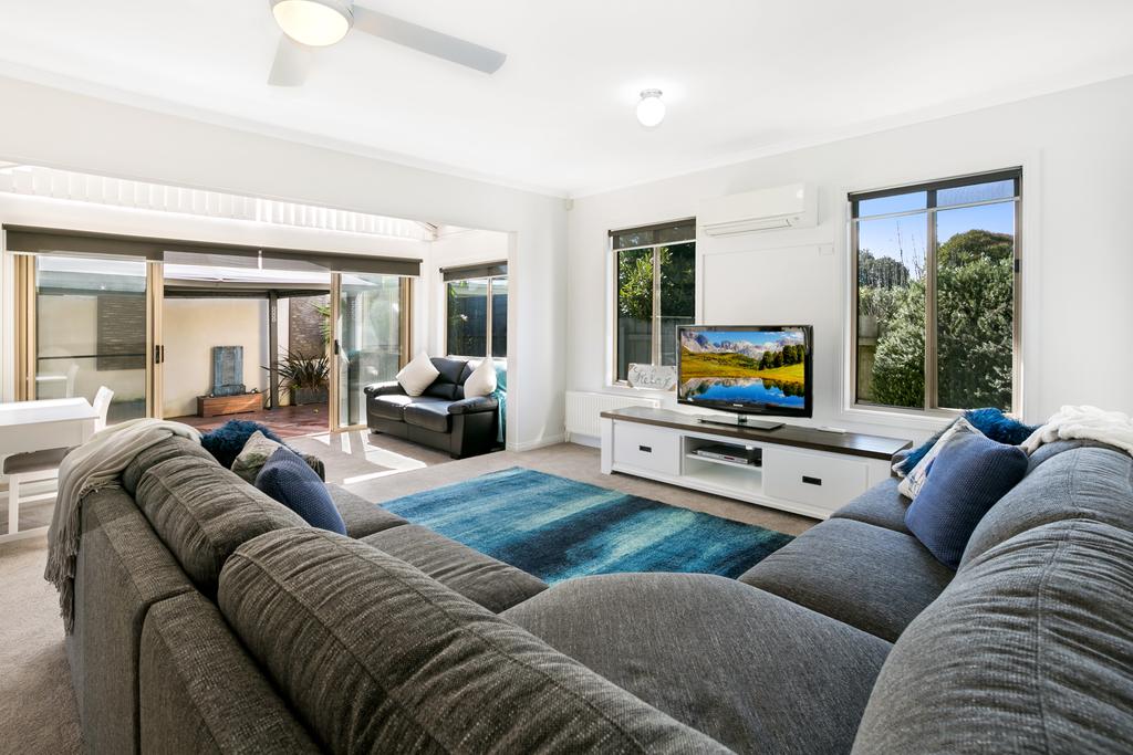 Tooradin VIC Holiday Byron Bay