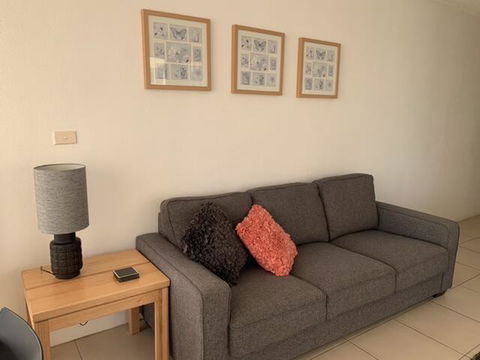 Ebbtide Unit 5 / 2-6 North Street - Holiday Byron Bay 2