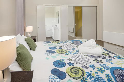 Eclipse 5- Spacious Townhouse - Holiday Byron Bay 3