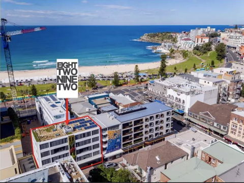 EIGHT TWO NINE TWO IV: BONDI BEACH - Holiday Byron Bay 0