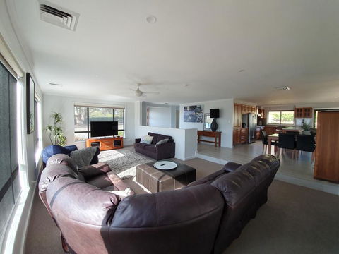 EP Getaway - Holiday Byron Bay 3