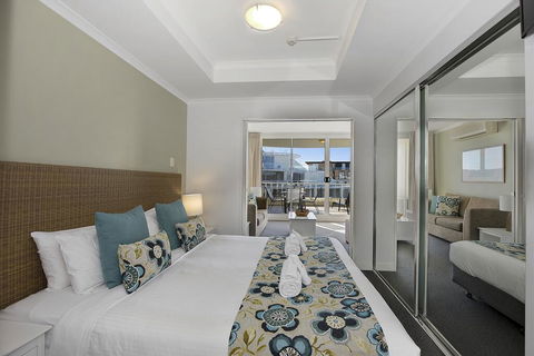 Ettalong Beach Luxury Apartments - Holiday Byron Bay 2