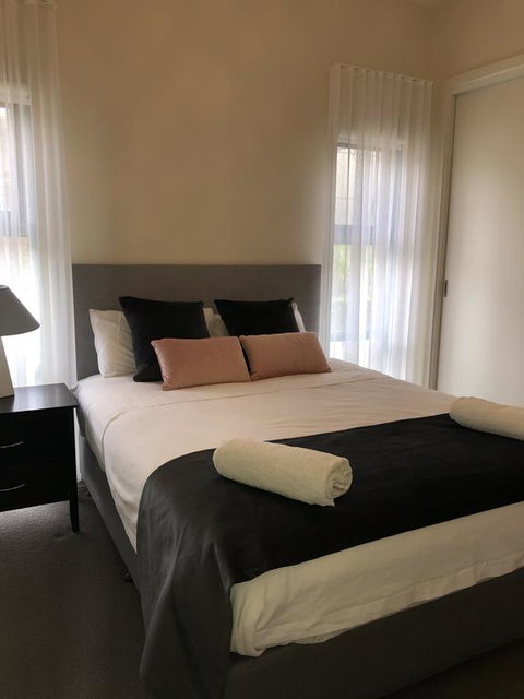 Exclusive Anglesea River Beach Apartment - Holiday Byron Bay 2