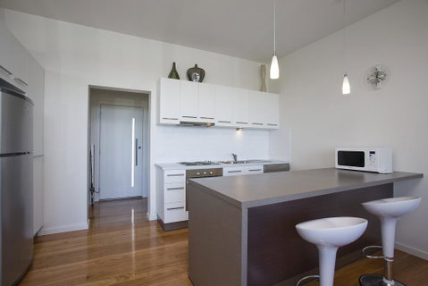 Exclusive Anglesea River Beach Apartment - Holiday Byron Bay 1