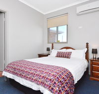 Eyre Hotel - Holiday Byron Bay