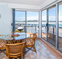 Fairholme 8 Perfect Lakefront Position - Holiday Byron Bay