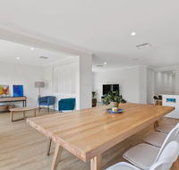 Family holiday paradise - new modern beach house - Holiday Byron Bay