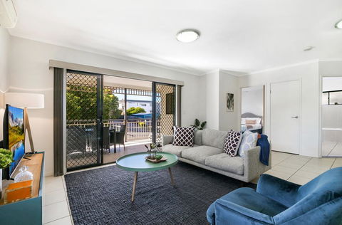 Family-Size Duplex In Quiet Neighbourhood - Holiday Byron Bay 0