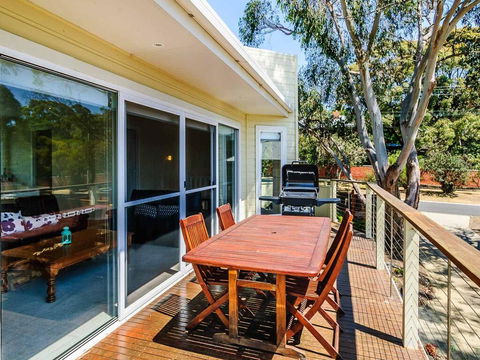 Fantasea - Holiday Byron Bay 1