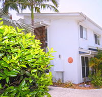 FANTASTIC HOLIDAY UNIT IN A PERFECT LOCATION - Holiday Byron Bay