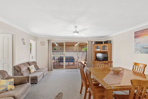 Farm Road, 6A - Holiday Byron Bay 1