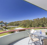 Fathoms 17 - Mollymook ALL LINEN PROVIDED - Holiday Byron Bay