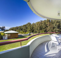 Fathoms 8 - Mollymook - Holiday Byron Bay