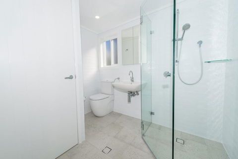 Fingal Bay Beach House, 32 Lentara Street - Holiday Byron Bay 1
