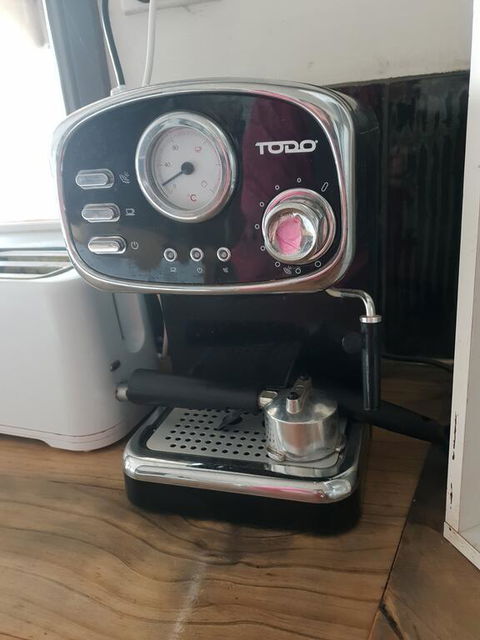 Fossickers Den Dugout Accommodation - Holiday Byron Bay 1