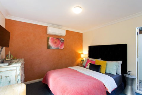 Fremantle Garden Cottage - Holiday Byron Bay 1