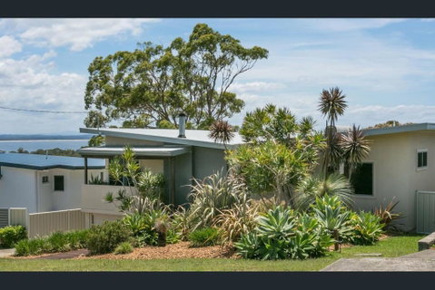 Funky Eco Beach House - Holiday Byron Bay 0