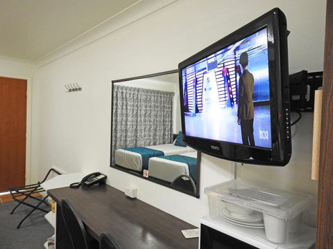 Gallery Motel - Holiday Byron Bay 1