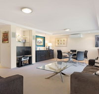 Garden Apartment  Forster Tower - Holiday Byron Bay