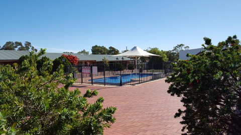 Gateway Motor Inn - Holiday Byron Bay 0