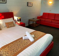 Gazebo Motor Inn - Holiday Byron Bay