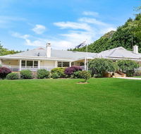 Gerron Park - country luxe tennis court and pool