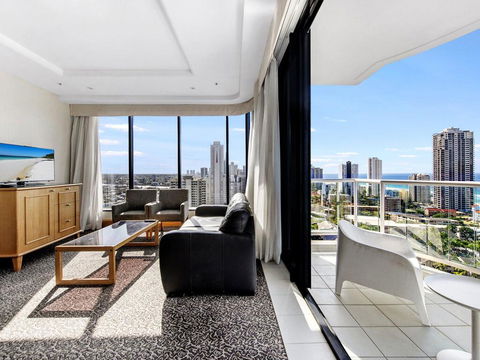 Gold Tower Private One Bedroom Apartment - Holiday Byron Bay 0