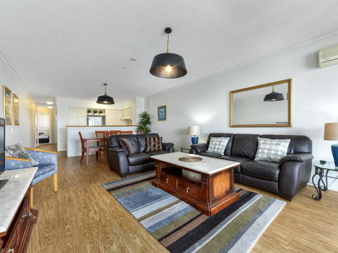 Goldsborough Place Apartments - Holiday Byron Bay 3