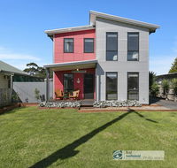 Goondiwindi Drive - Holiday Byron Bay