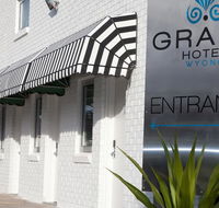 Grand Hotel and Studios - Holiday Byron Bay