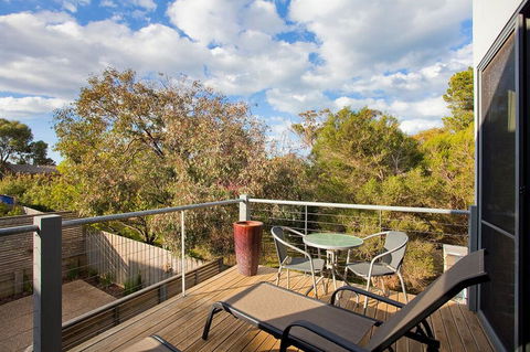 Great Ocean Retreat 5-7 - Holiday Byron Bay 1