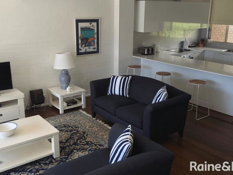Greenpark #11 - 11/45 Avoca Drive, Avoca Beach - Holiday Byron Bay 3