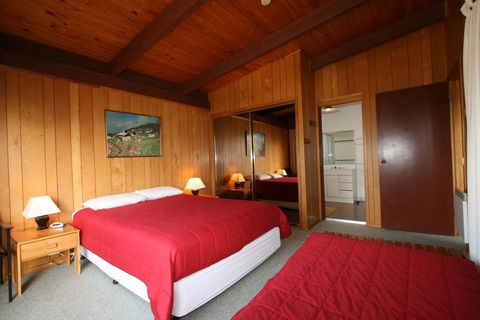 Grindelwald 1/39 Townsend Street - Holiday Byron Bay 1