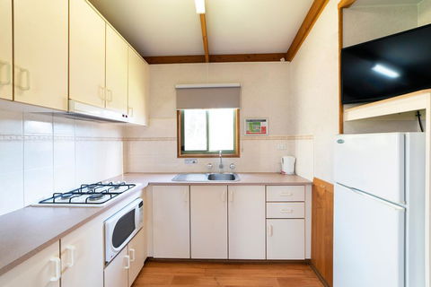 Halls Gap Gardens Caravan Park - Holiday Byron Bay 1
