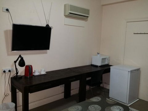 Hampton Court Apartments - Holiday Byron Bay 2