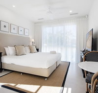 Hamptons 1 Broadbeach Apartment - 1 Bedroom - New Luxurious - Holiday Byron Bay