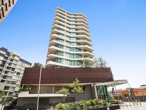 HARBOURSIDE- Hosted By: L'Abode Accommodation - Holiday Byron Bay 3