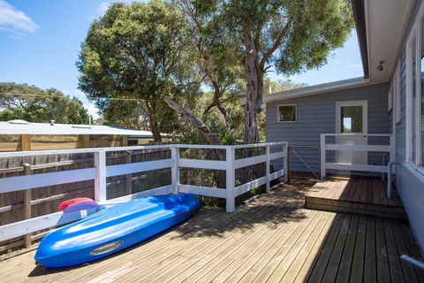 Harleian Beach House: Walk To Both Beaches - Holiday Byron Bay 3