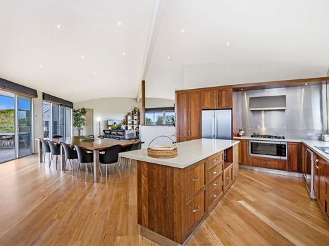 HEARN'S BEACH HOUSE - Holiday Byron Bay 2