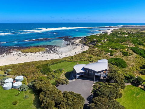 HEARN'S BEACH HOUSE - Holiday Byron Bay 0