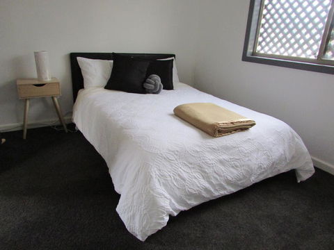 HEATHCOTE SHIRAZ COUNTRY STAYS - Holiday Byron Bay 3