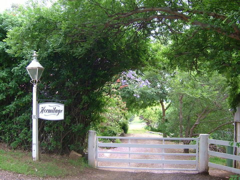 Hermitage Cottage - Holiday Byron Bay 0