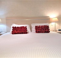 Hi 5 star luxury Adelaide City Apartment - Holiday Byron Bay